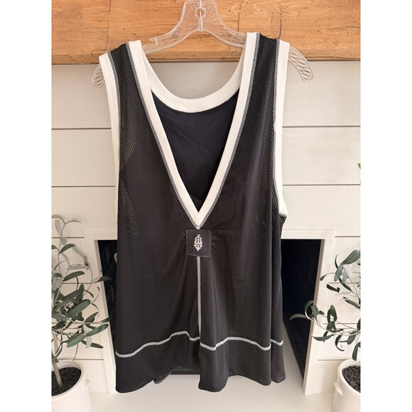 NWT Free People Movement Walk Out One Piece Romper Black Size Small - Picture 1 of 9